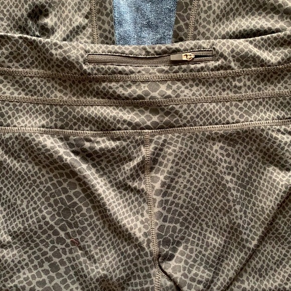 Women’s Full Length Leggings Size M - Picture 3 of 3